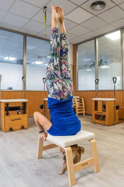 FEETUP YOGA POSTURAS INVERTIDAS